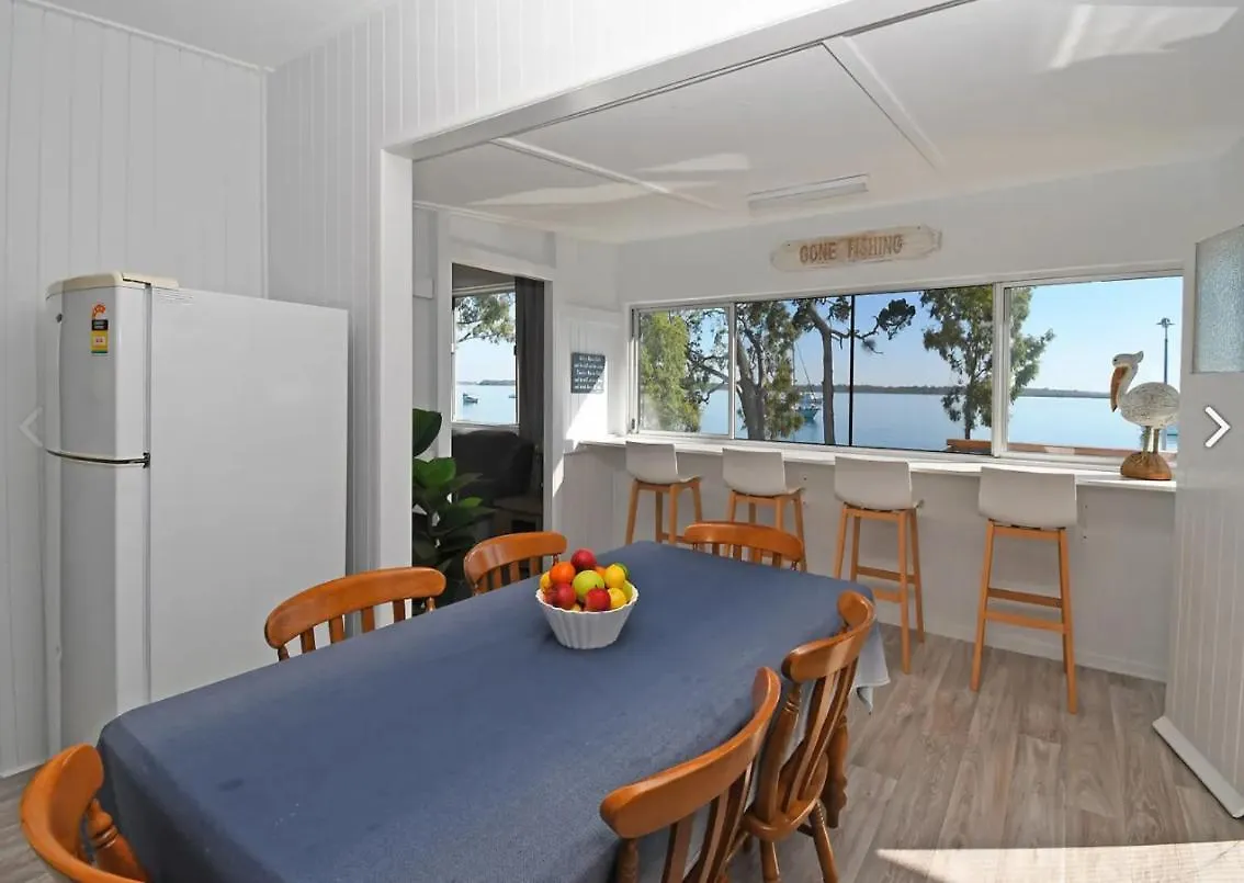 Bazza'S Beach House Burrum Heads Holiday home