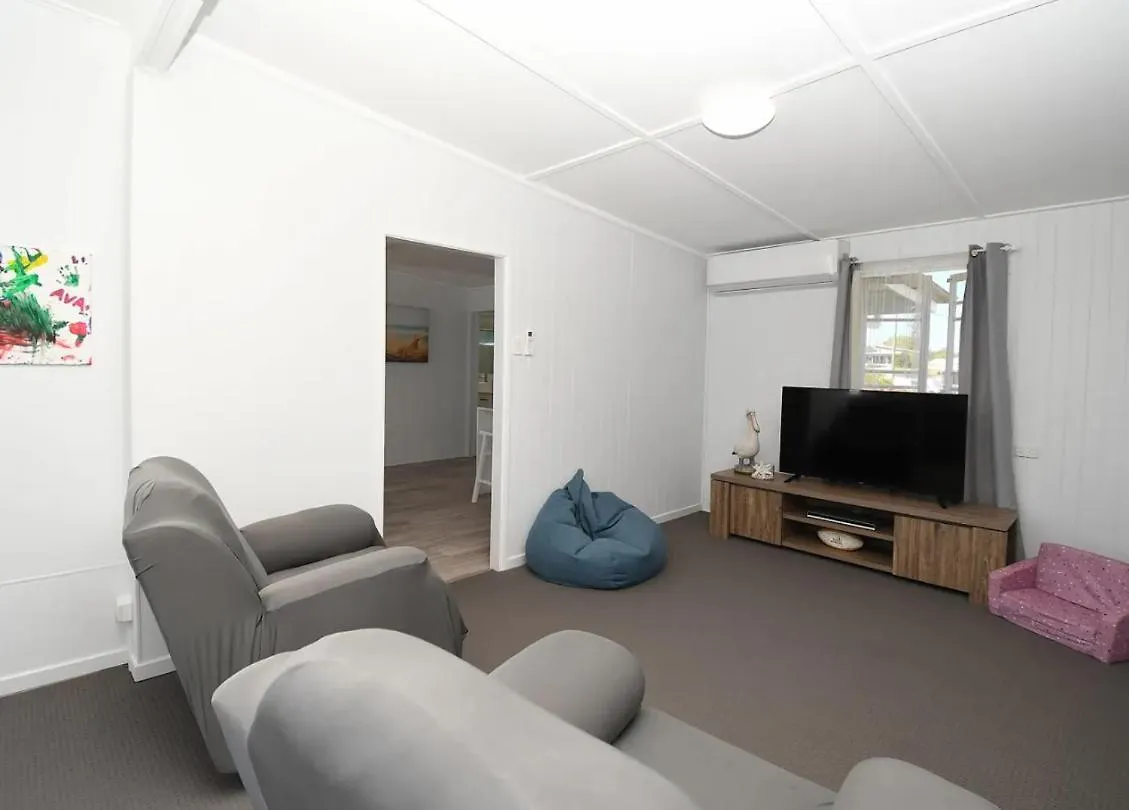 Holiday home Bazza'S Beach House Burrum Heads Australia