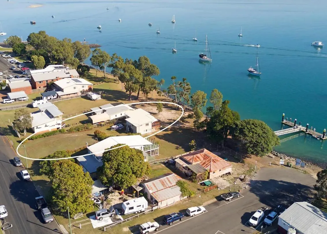 Bazza'S Beach House Burrum Heads Australia